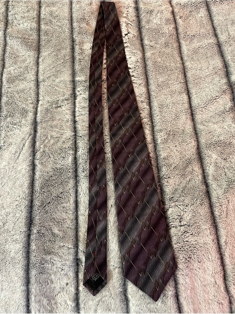 Tiziano Milano 100% Italian Silk Tie – Burgundy & Grey – Made in Canada